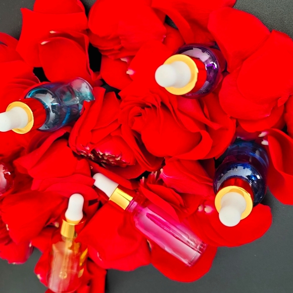 "Grow and Glow Hair Oil" - Picture 8 of 10